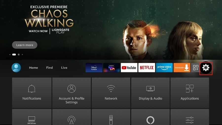 Fire TV-Startbildschirm mit hervorgehobenem Einstellungen-Symbol, ein notwendiger Schritt zur Installation von TiviMate auf Firestick.